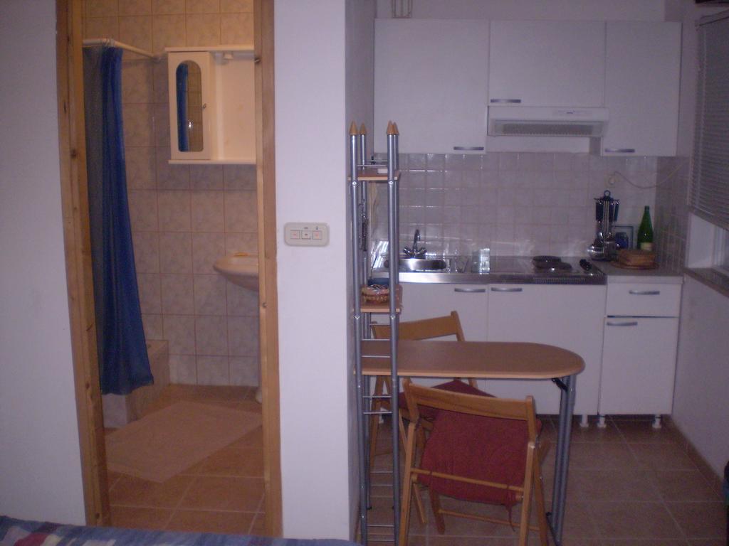 Apartments Zuvela Korčula Værelse billede