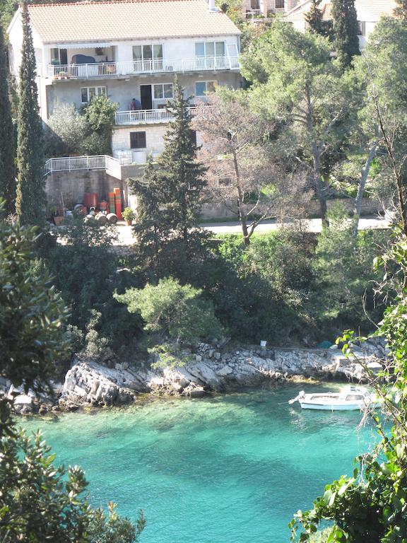 Apartments Zuvela Korčula Eksteriør billede